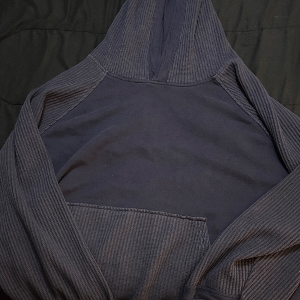 Aerie Women’s Deep Blue Hooded Sweater
